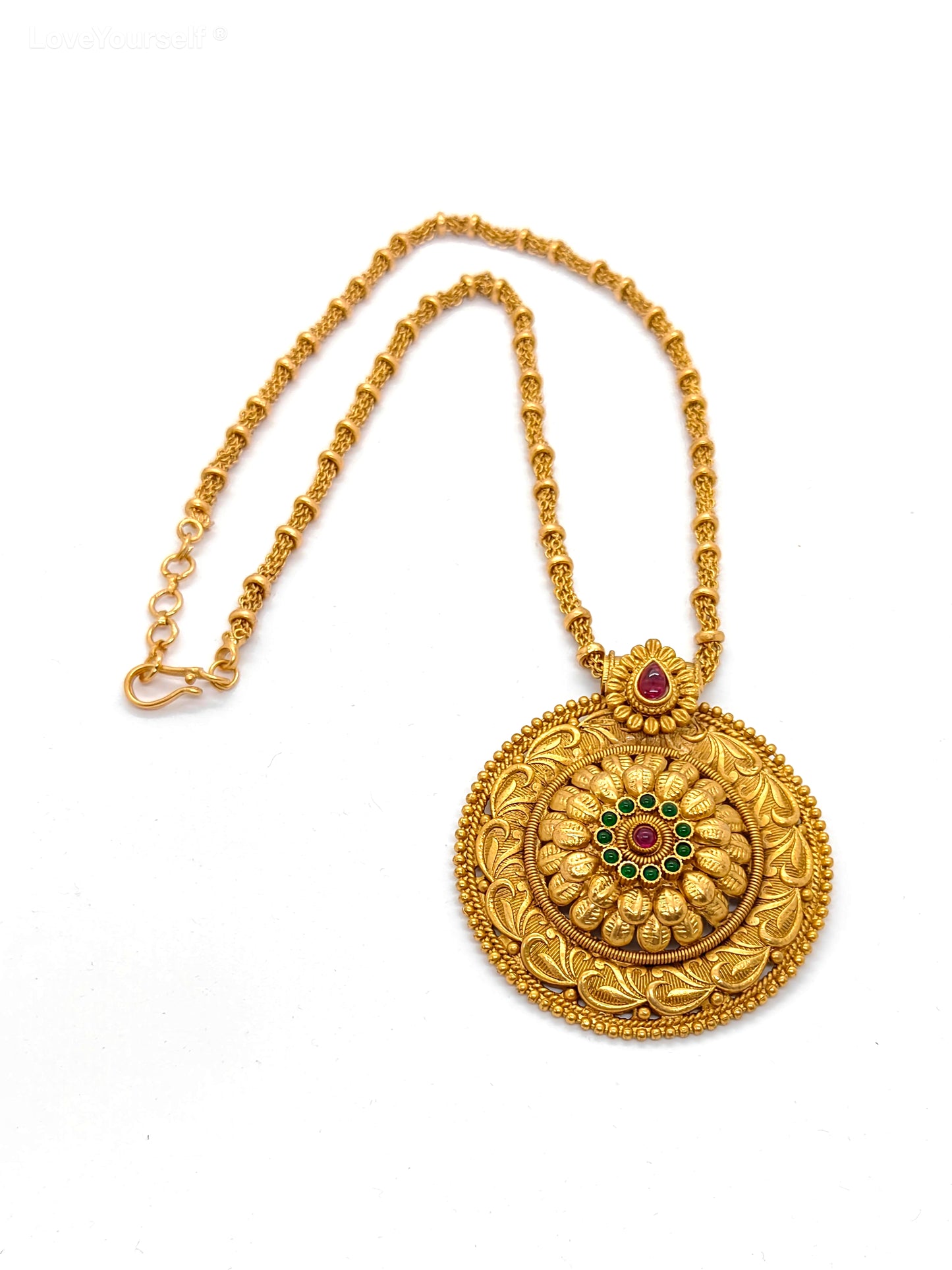 Floral Pendant Chain Necklace